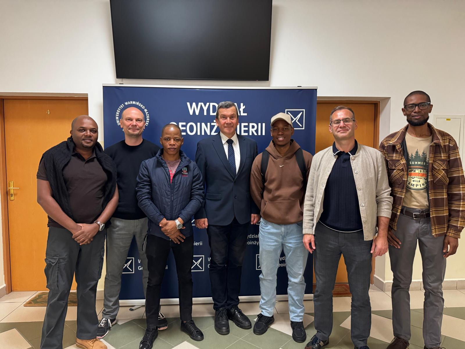 zdjecie pracownikow i studentów wramach erasmus +
